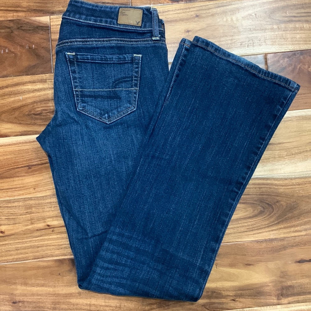 American Eagle Favorite Boyfriend Jeans Stretch size 6 Long